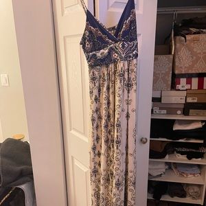 Maxi paisley dress